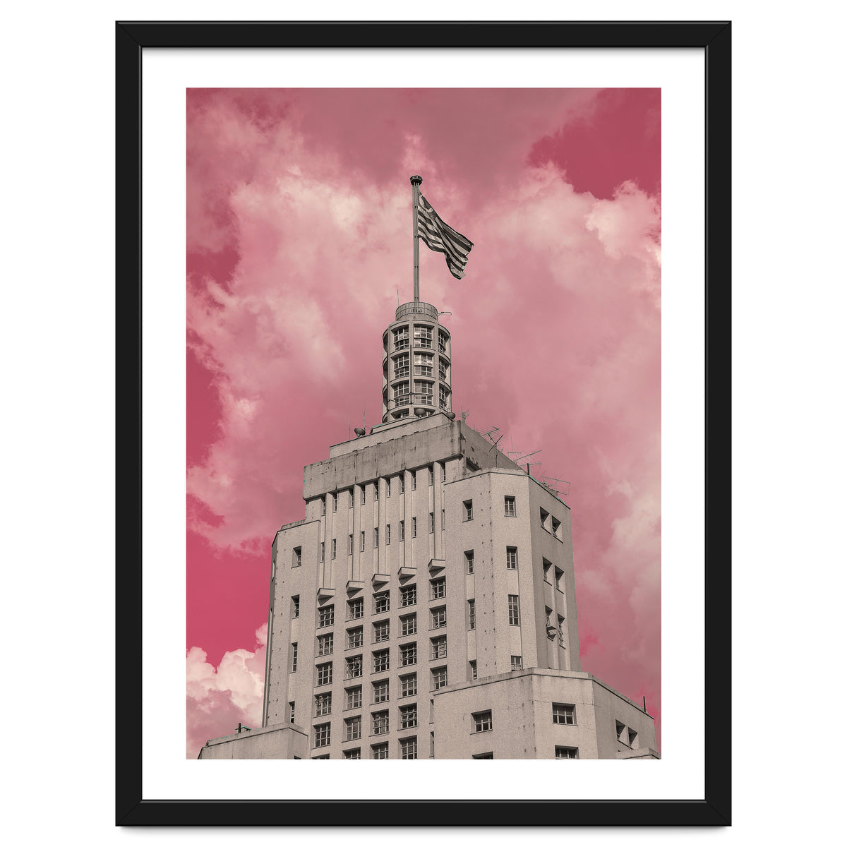 Pink Sky In São Paulo Banespa