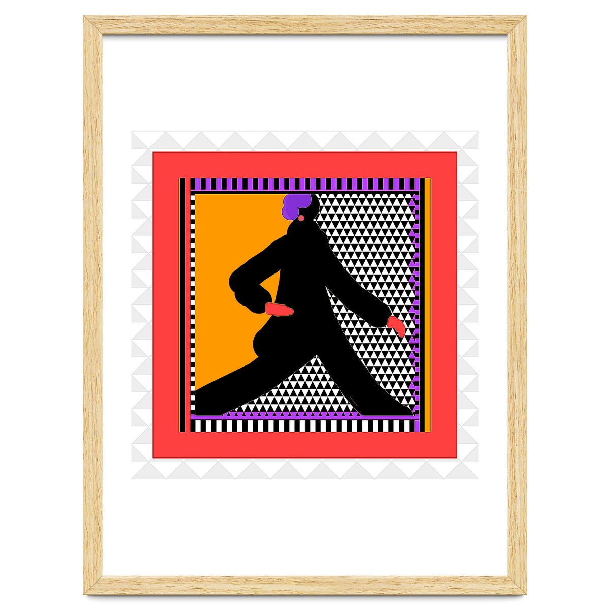 WOMAN WEARING BLACK TAKING A STROLL