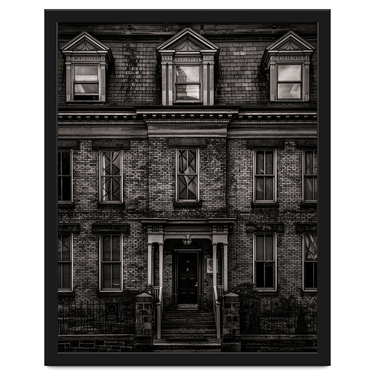 No 73 Simcoe St Toronto Canada