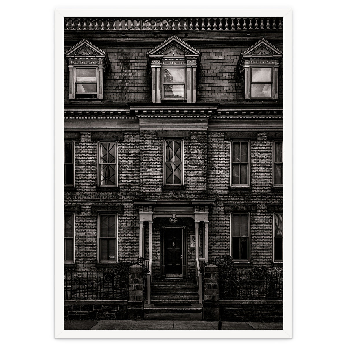 No 73 Simcoe St Toronto Canada