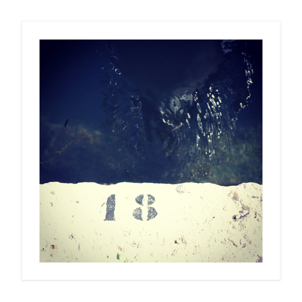 Mooring wall (Print Only)