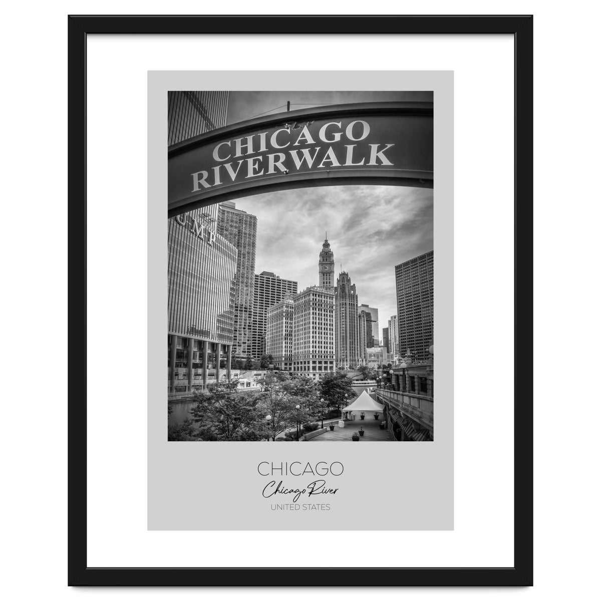 In focus: CHICAGO Riverwalk
