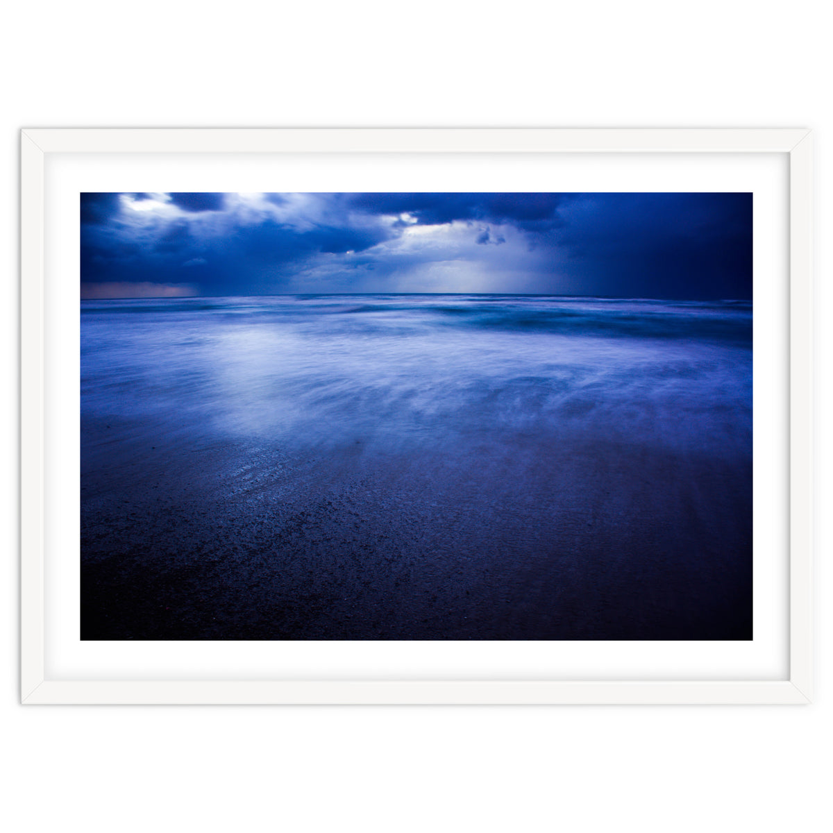 Winter storm over Sidni Ali beach II