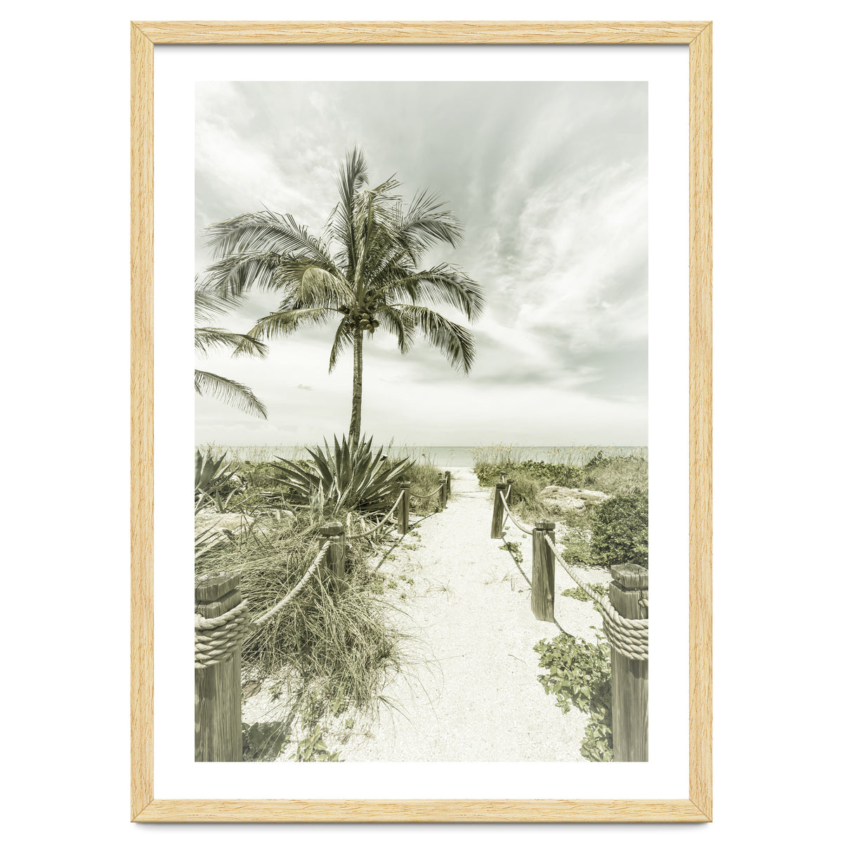 Path to the beach | Vintage