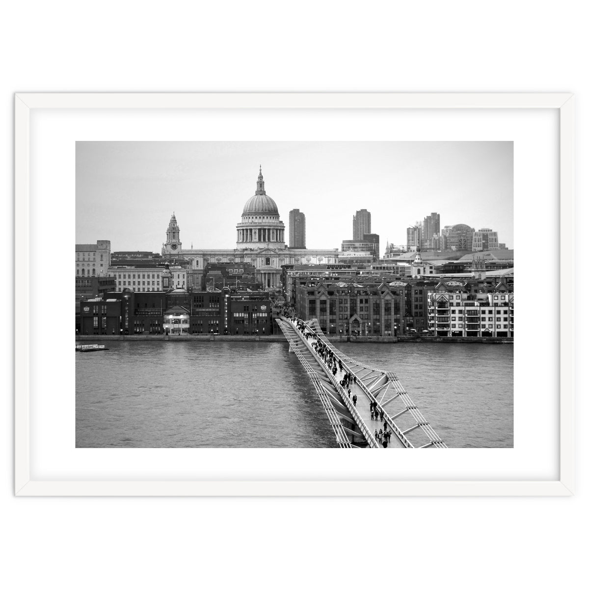 London St Pauls And Millennium Bridge