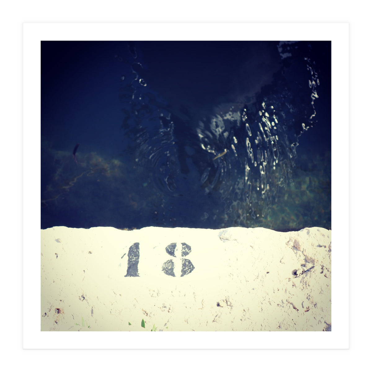 Mooring wall (Print Only)