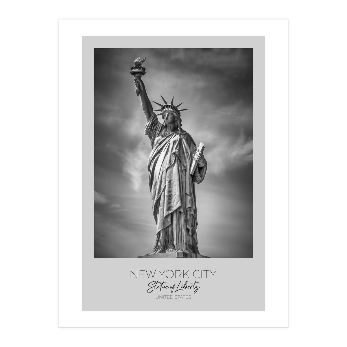 In focus: NEW YORK CITY Statue of Liberty (Print Only)