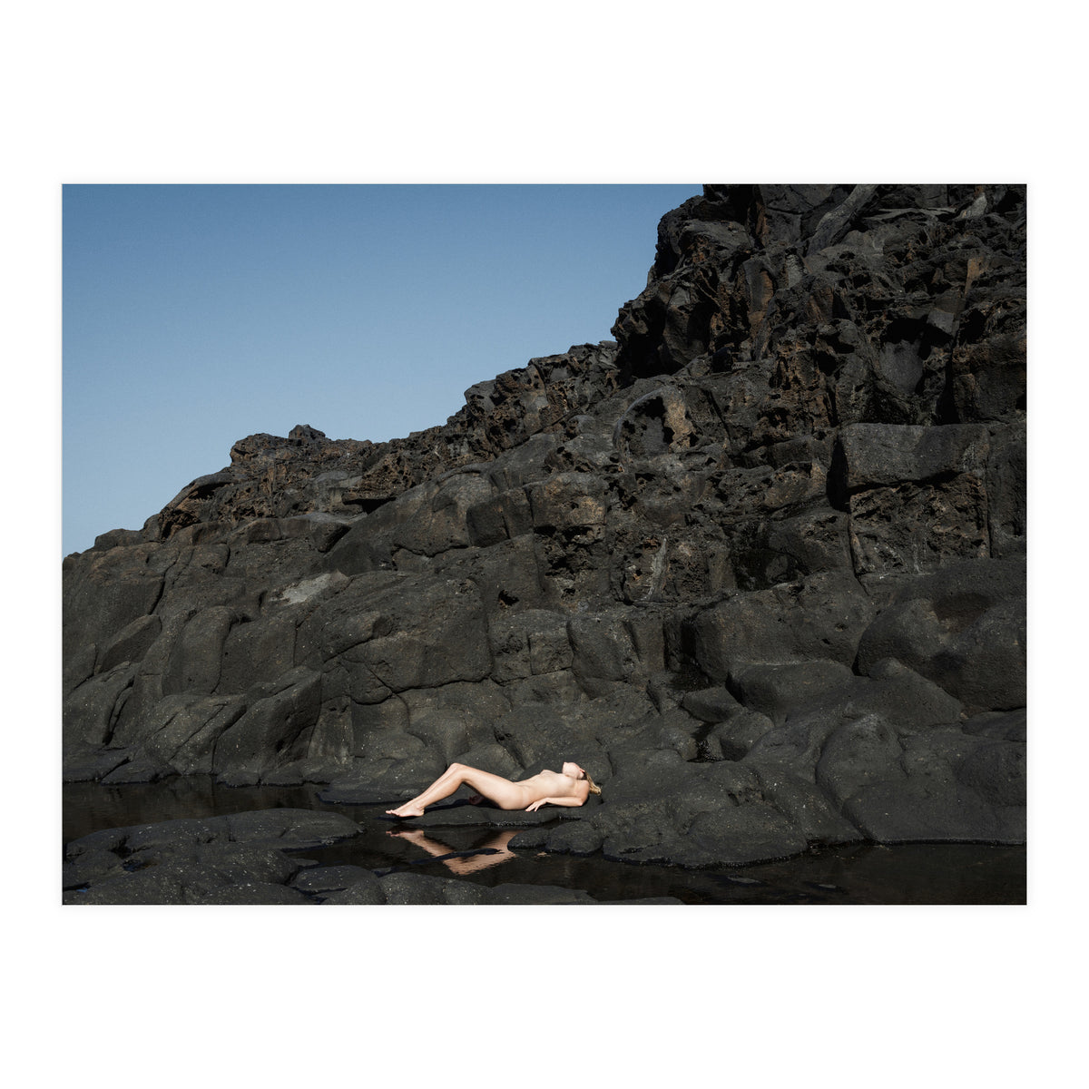 The Lure of a Tan (Print Only)