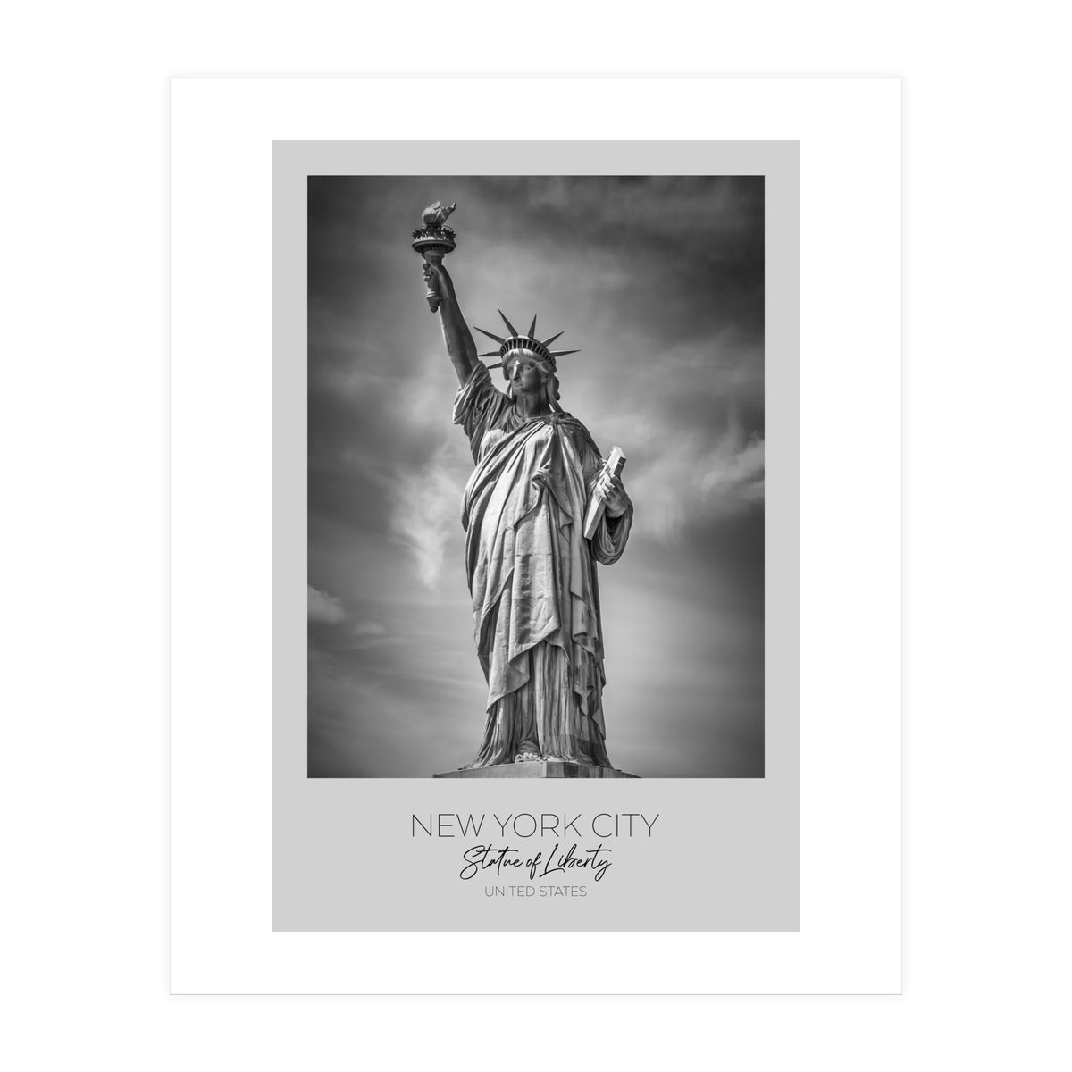 In focus: NEW YORK CITY Statue of Liberty (Print Only)