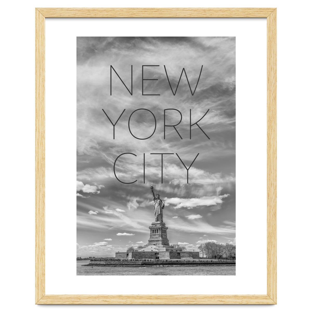 NYC Statue of Liberty | Text & Skyline