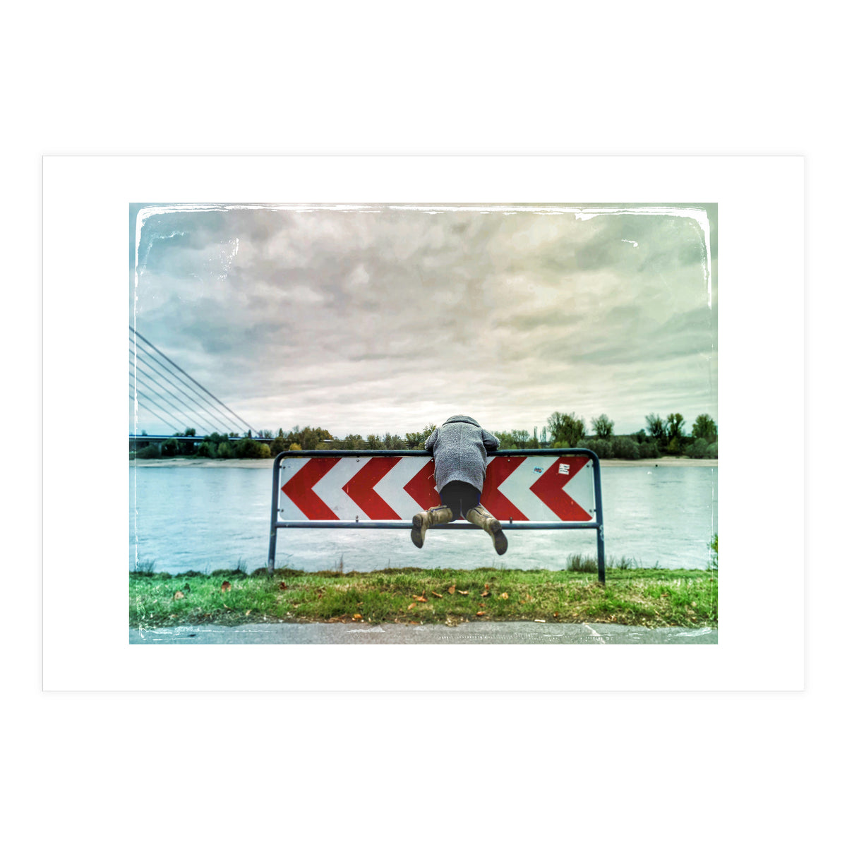 Hanging up (Print Only)