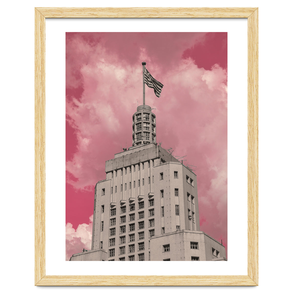 Pink Sky In São Paulo Banespa