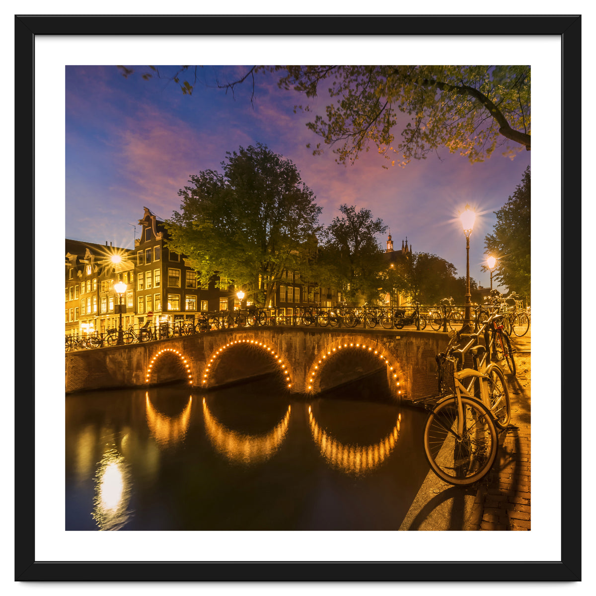 AMSTERDAM Idyllic nightscape from Keizersgracht