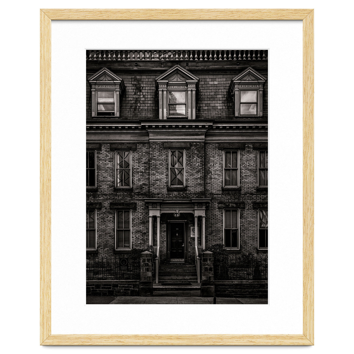 No 73 Simcoe St Toronto Canada