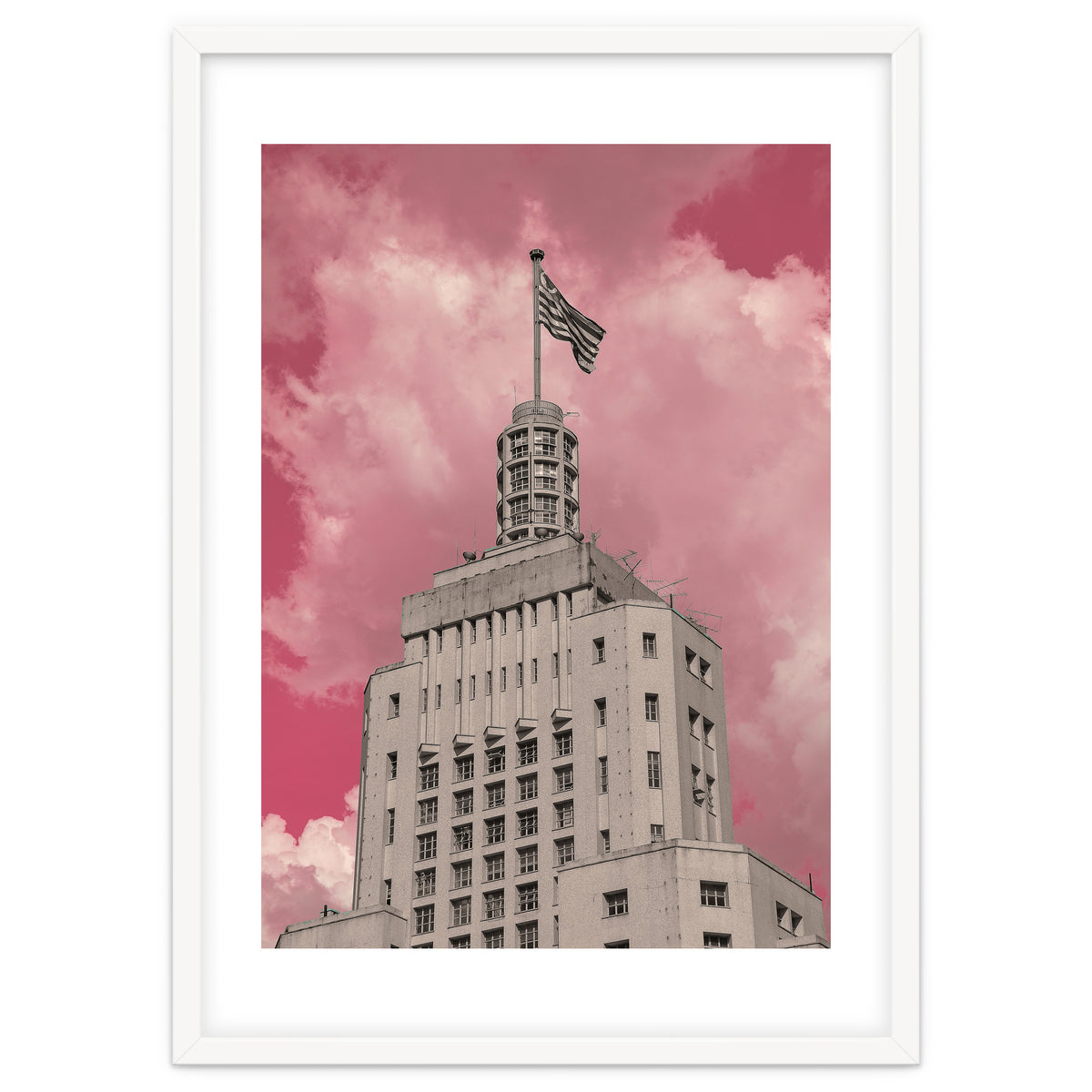 Pink Sky In São Paulo Banespa