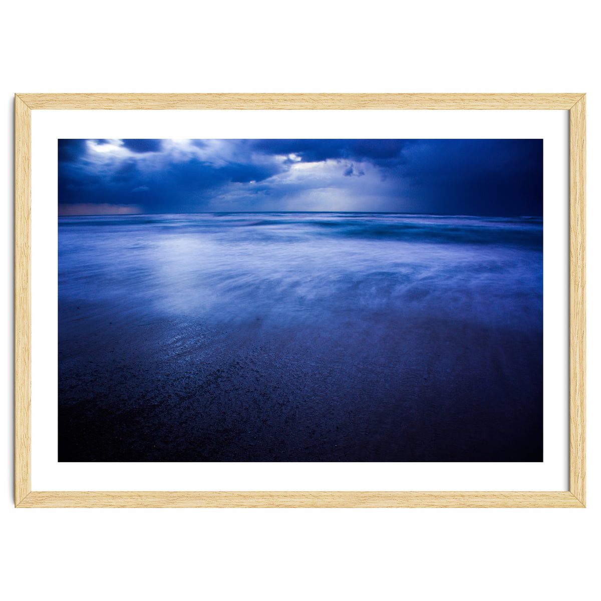 Winter storm over Sidni Ali beach II