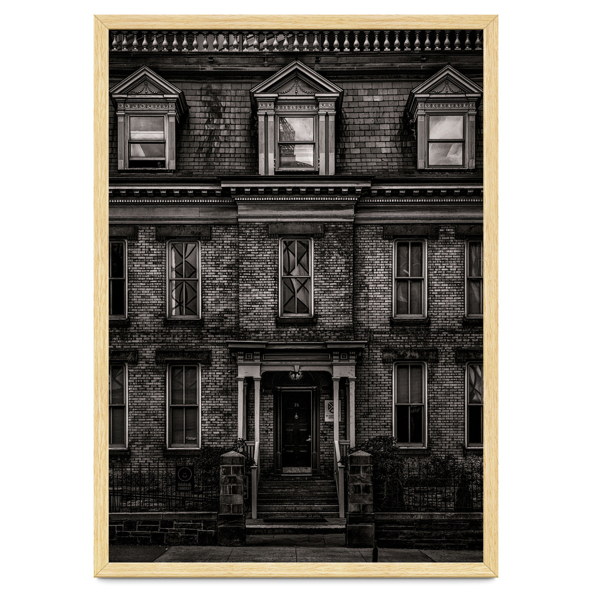 No 73 Simcoe St Toronto Canada